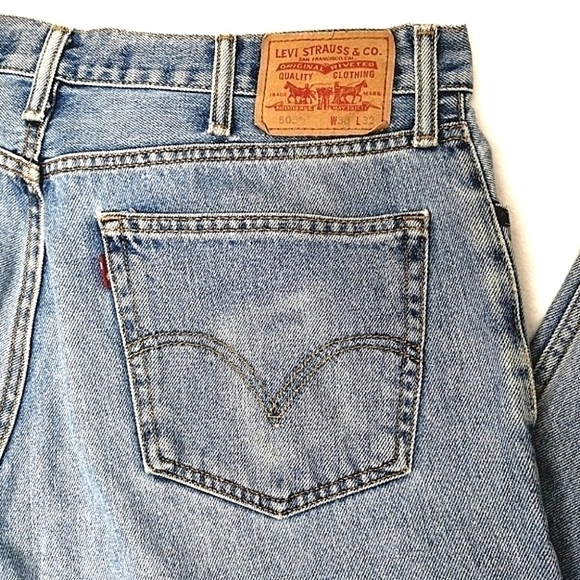 Levi's 505 38 x 32 Red Tag Vtg Straight Men's Light Wash Blue Spacious Jeans - Picture 10 of 13